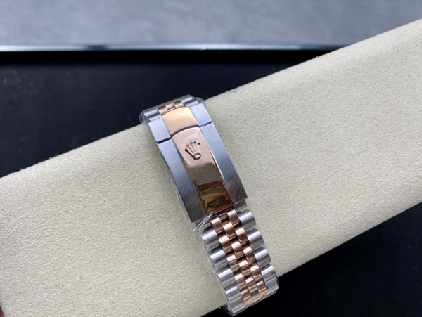 激安ロレックス着用イメージ